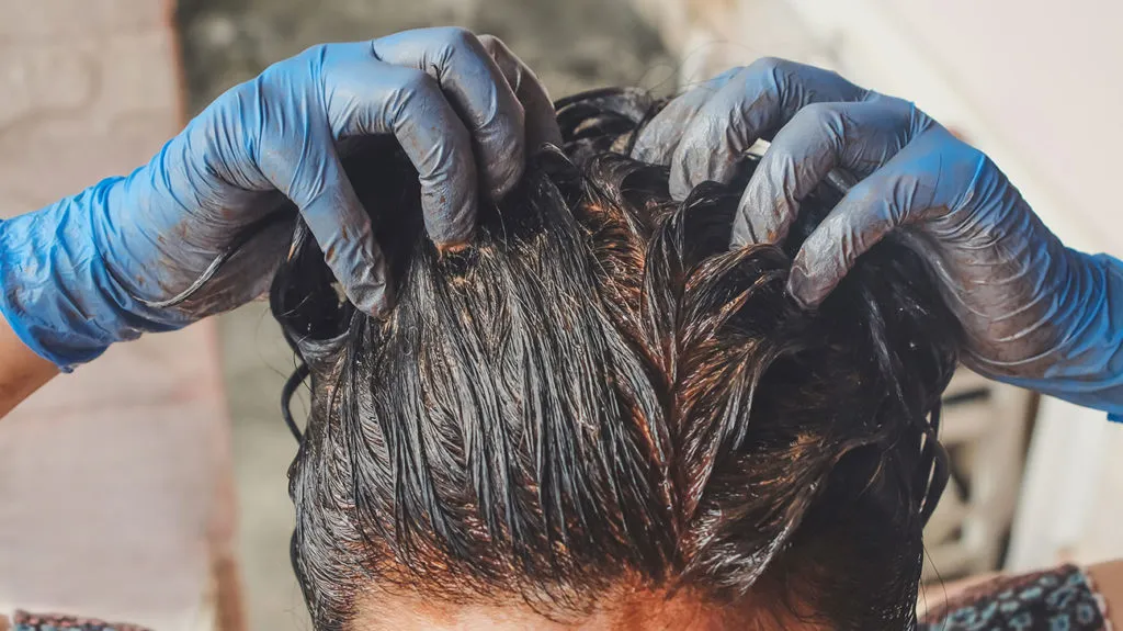 how to use hair colour shampoo