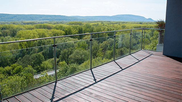 glass deck railings