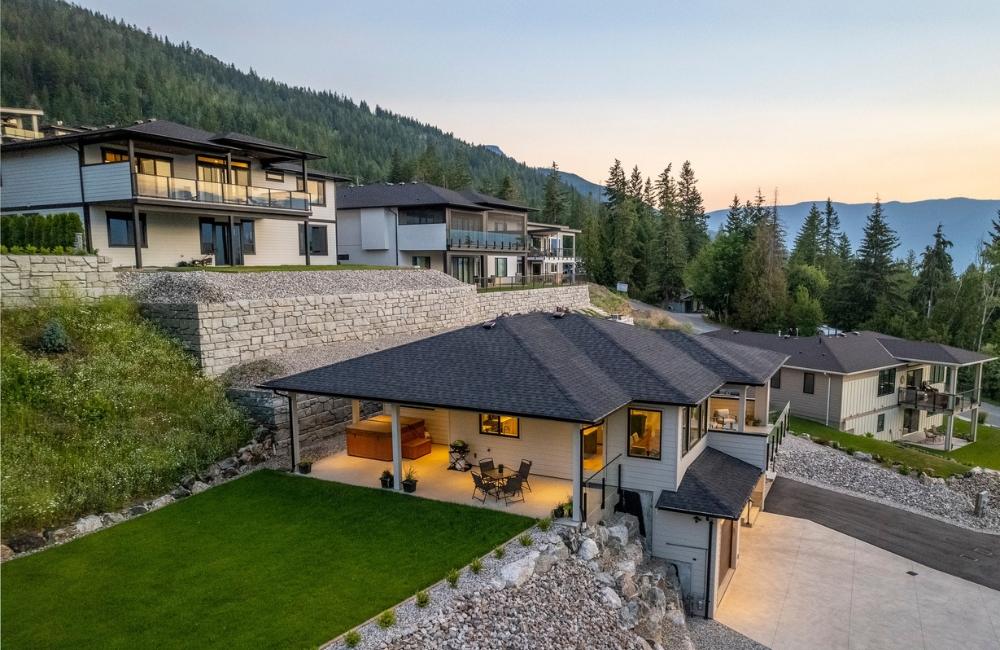 Smart Strategies To Enhance Privacy In Your New Custom Home