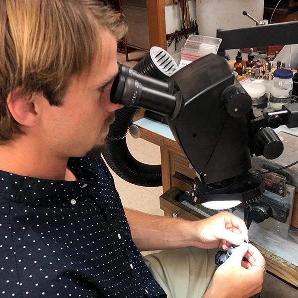 jewelry cleaning service