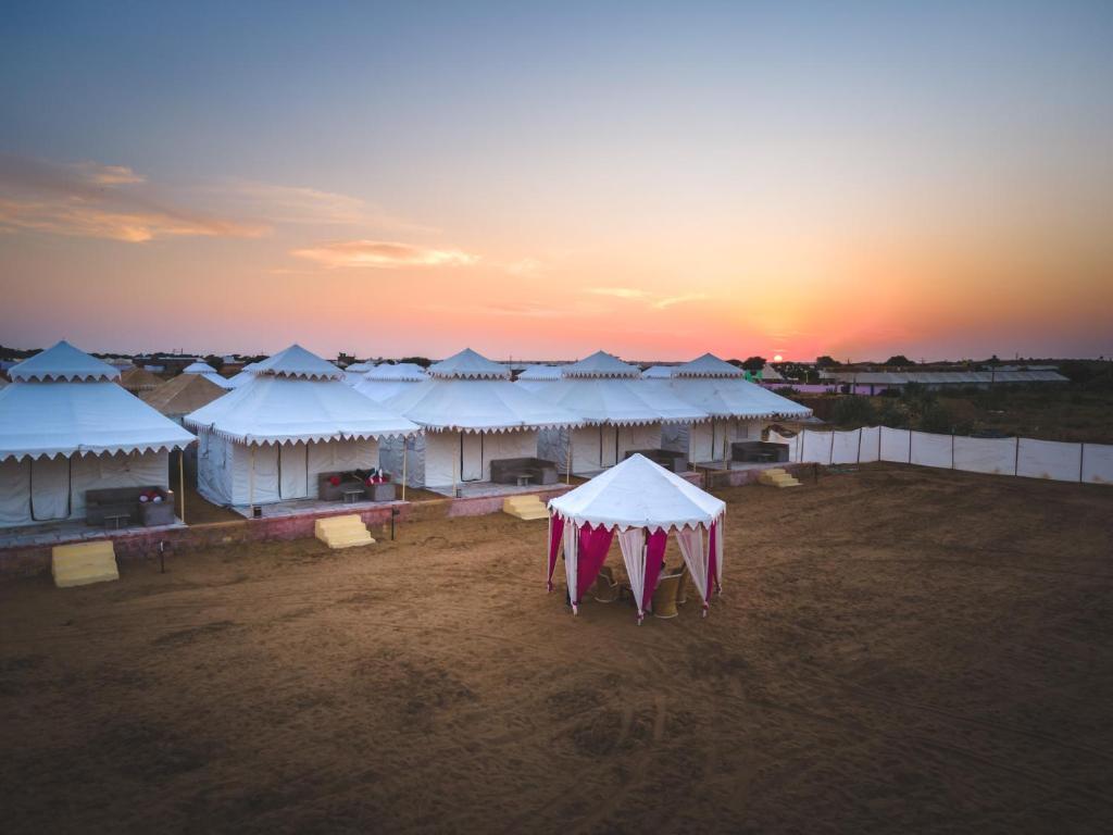How To Save Money with CAMP IN JAISALMER