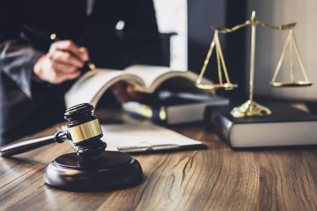 A Comprehensive Guide to Finding the Best Lawyer in Kolkata