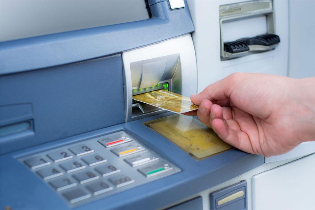 skimming market
