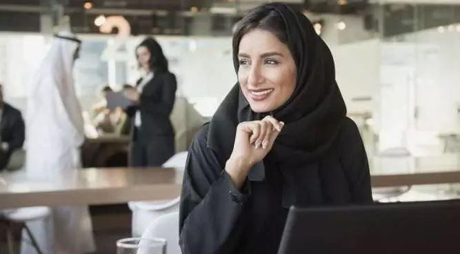 emirati women