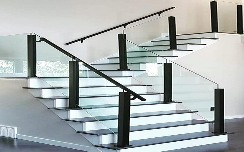 staircase glass railing