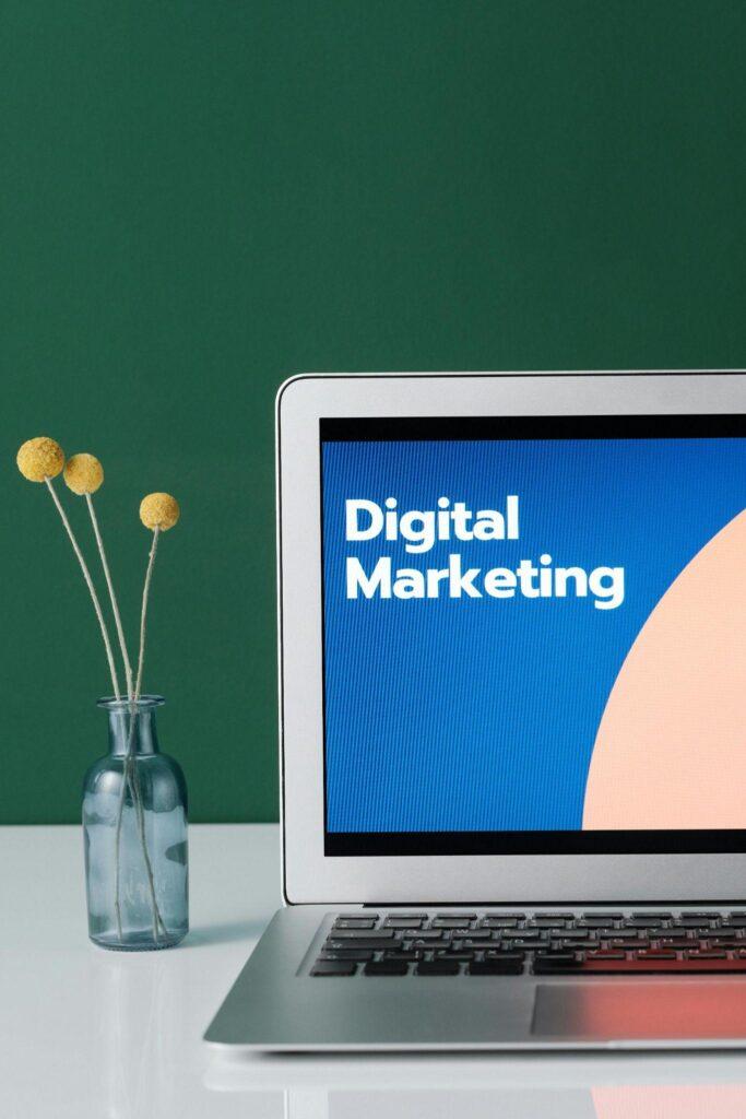 how to align your social media strategy with seo goals